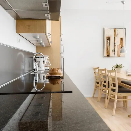 Sopark Lejl 38 * Gudhjem